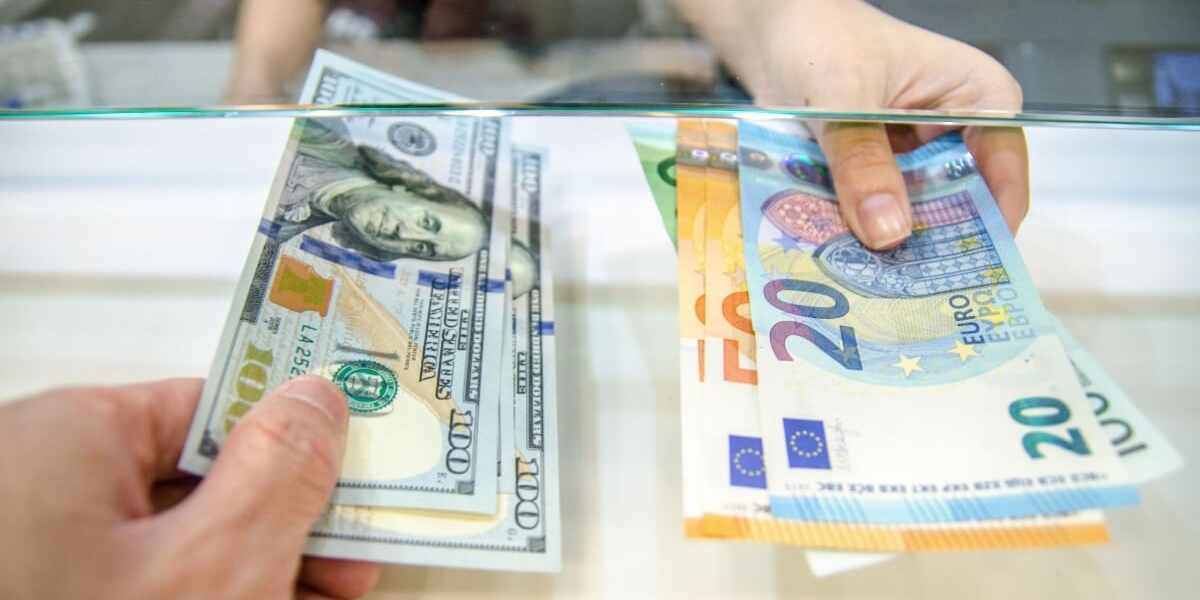 Buy & Sell Wholesale Banknotes in Calgary Alberta 3 Buy & Sell Wholesale Banknotes in Calgary Alberta